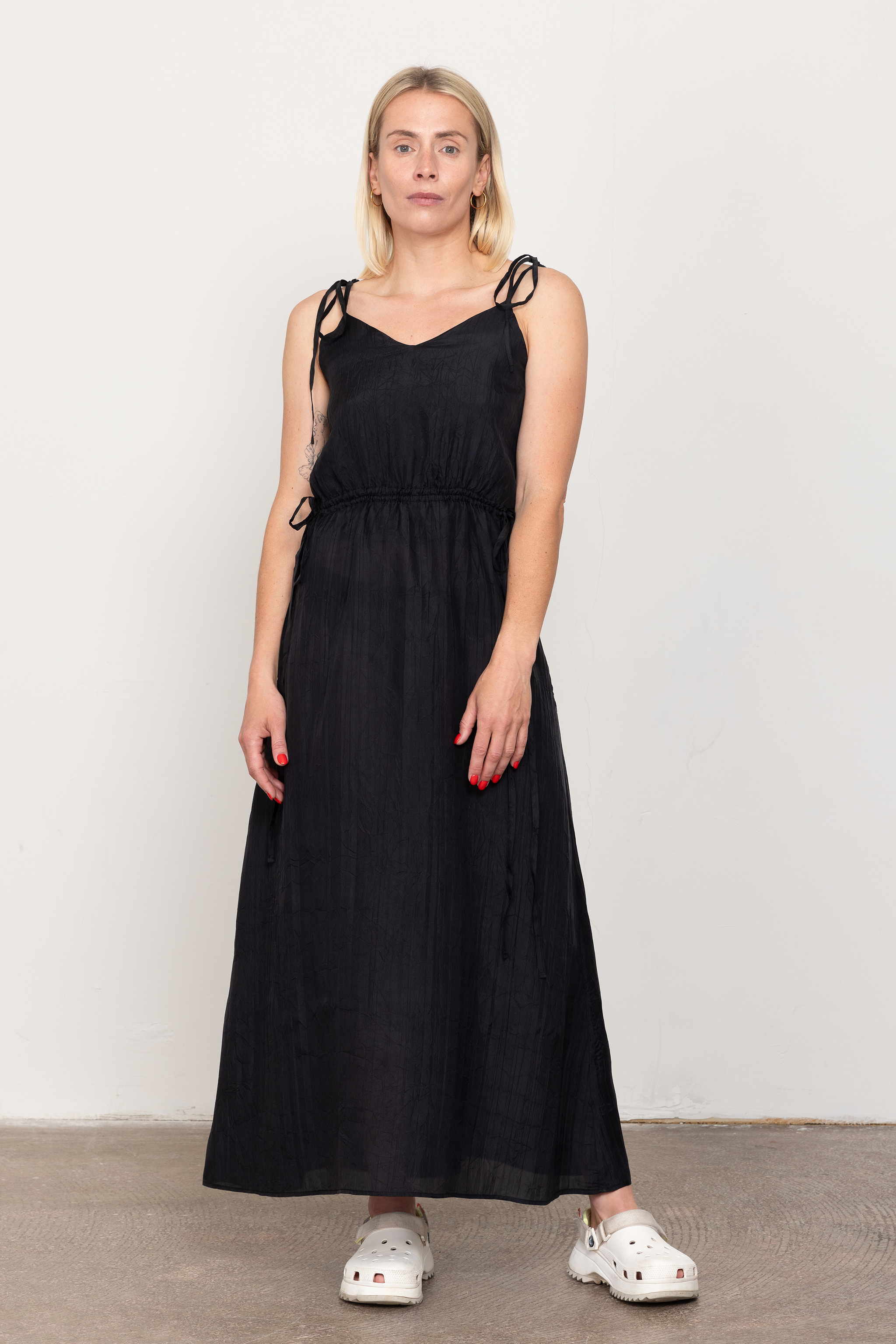 Black silk loose slip dress Buffet Clothing Black silk loose slip dress Buffet Clothing