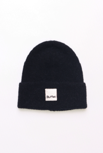 Black classic alpaca beanie