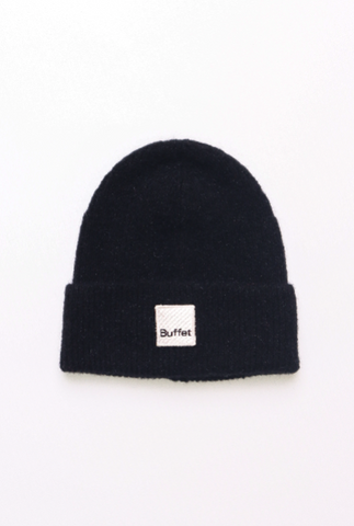 Black classic alpaca beanie