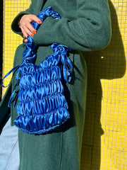 Anna Tran Puffy bag royal blue