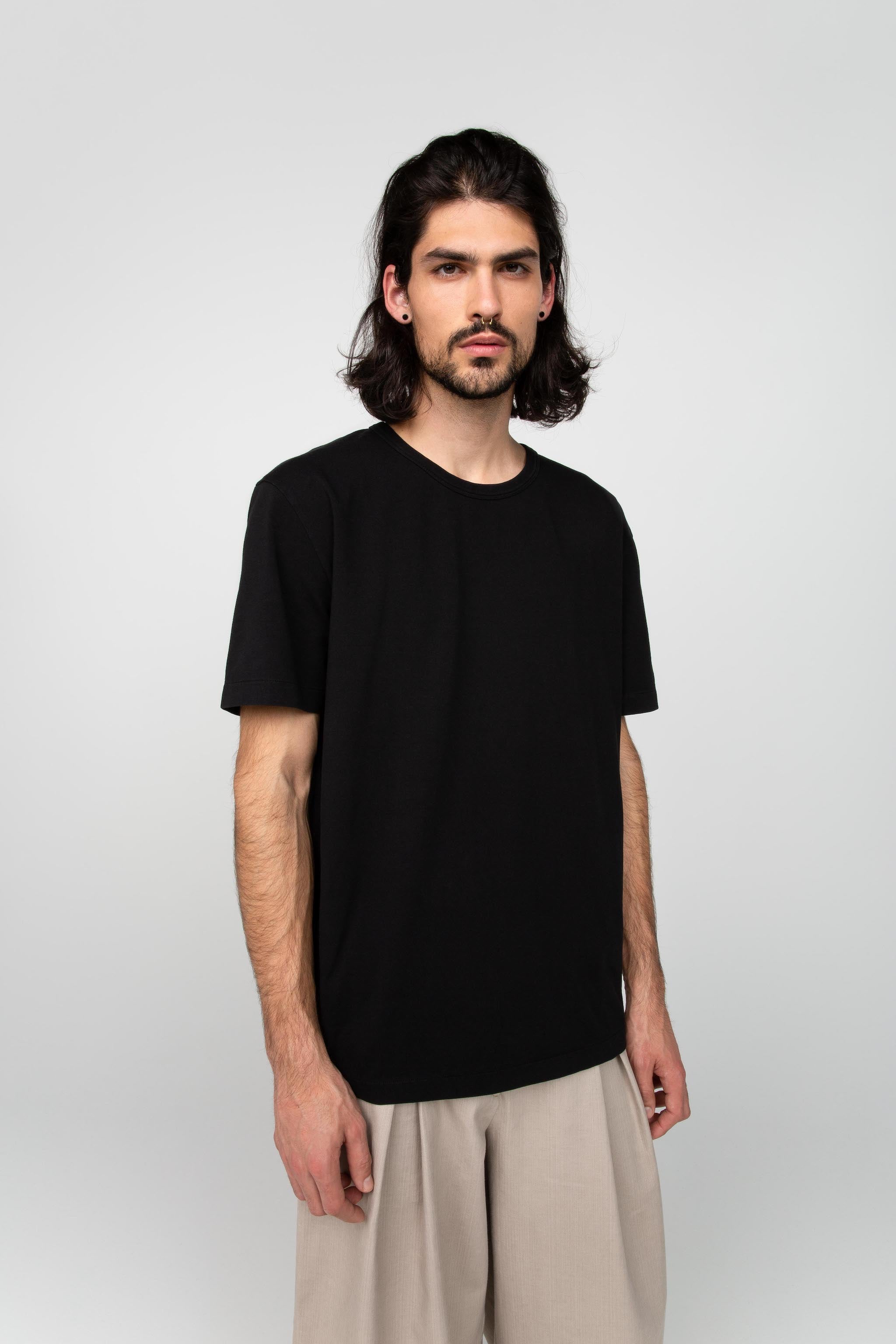 Black unisex T-shirt