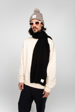 Black classic scarf